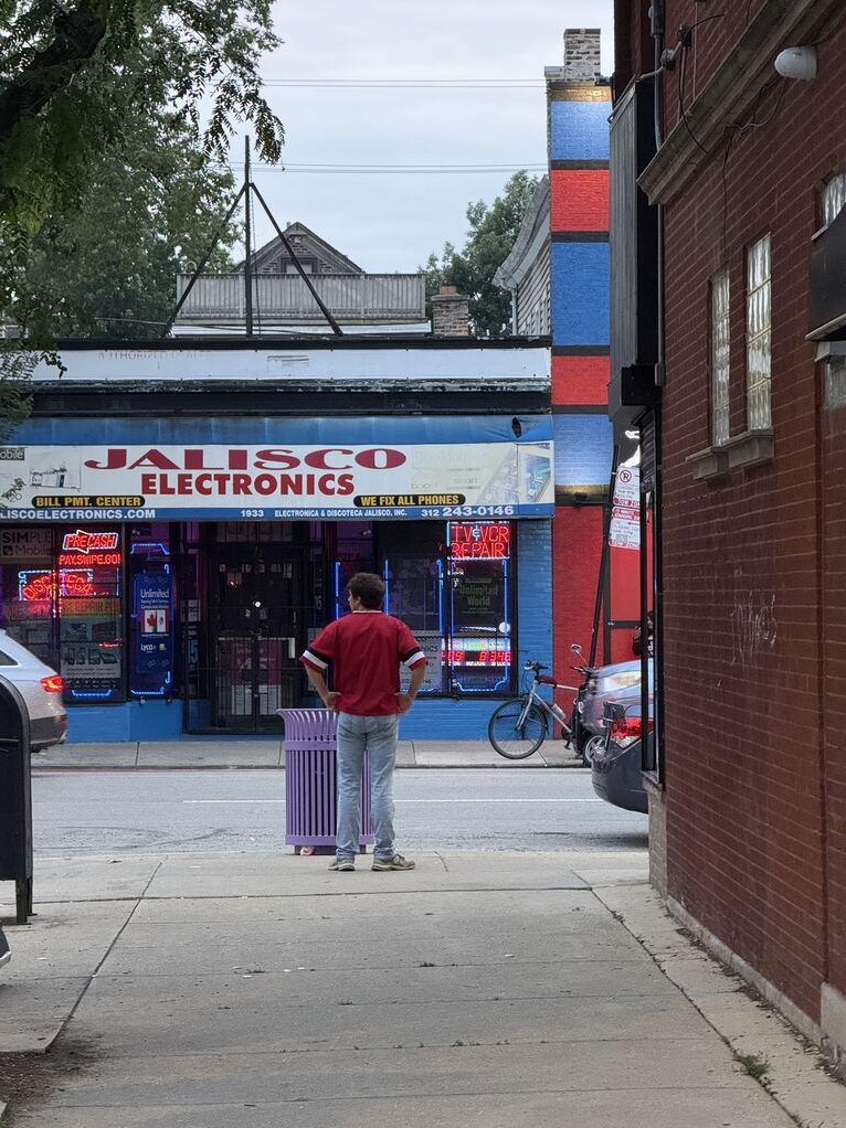 Jalisco Electronics storefront, Chicago